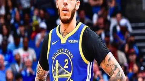 国足夜战风云，激情满满，3月25日12：02不容错过！